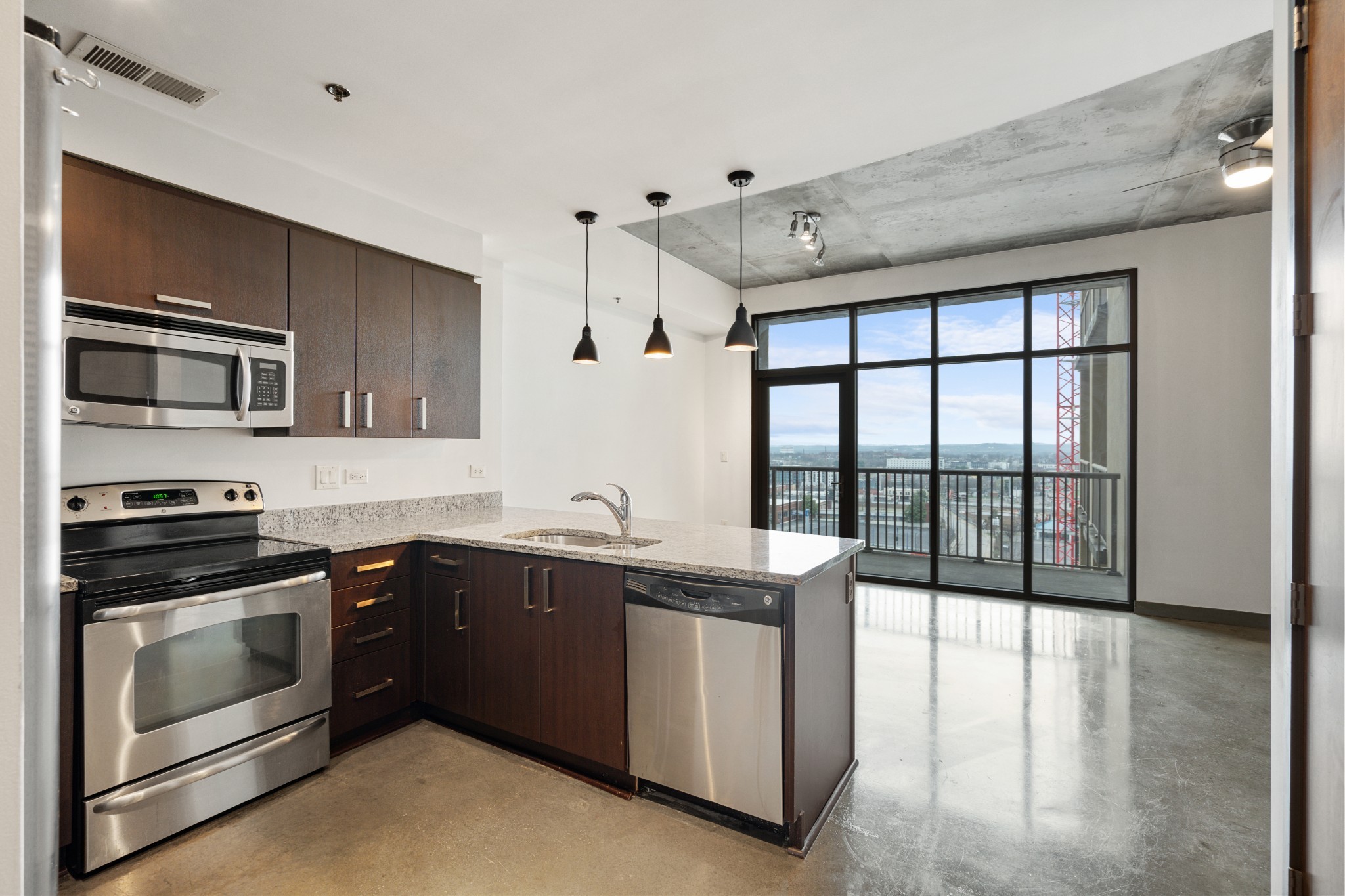 1510 Demonbreun St 1105