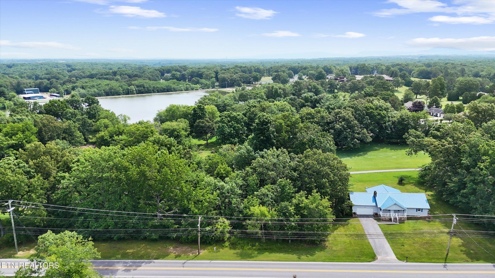 32 Dunbar Rd