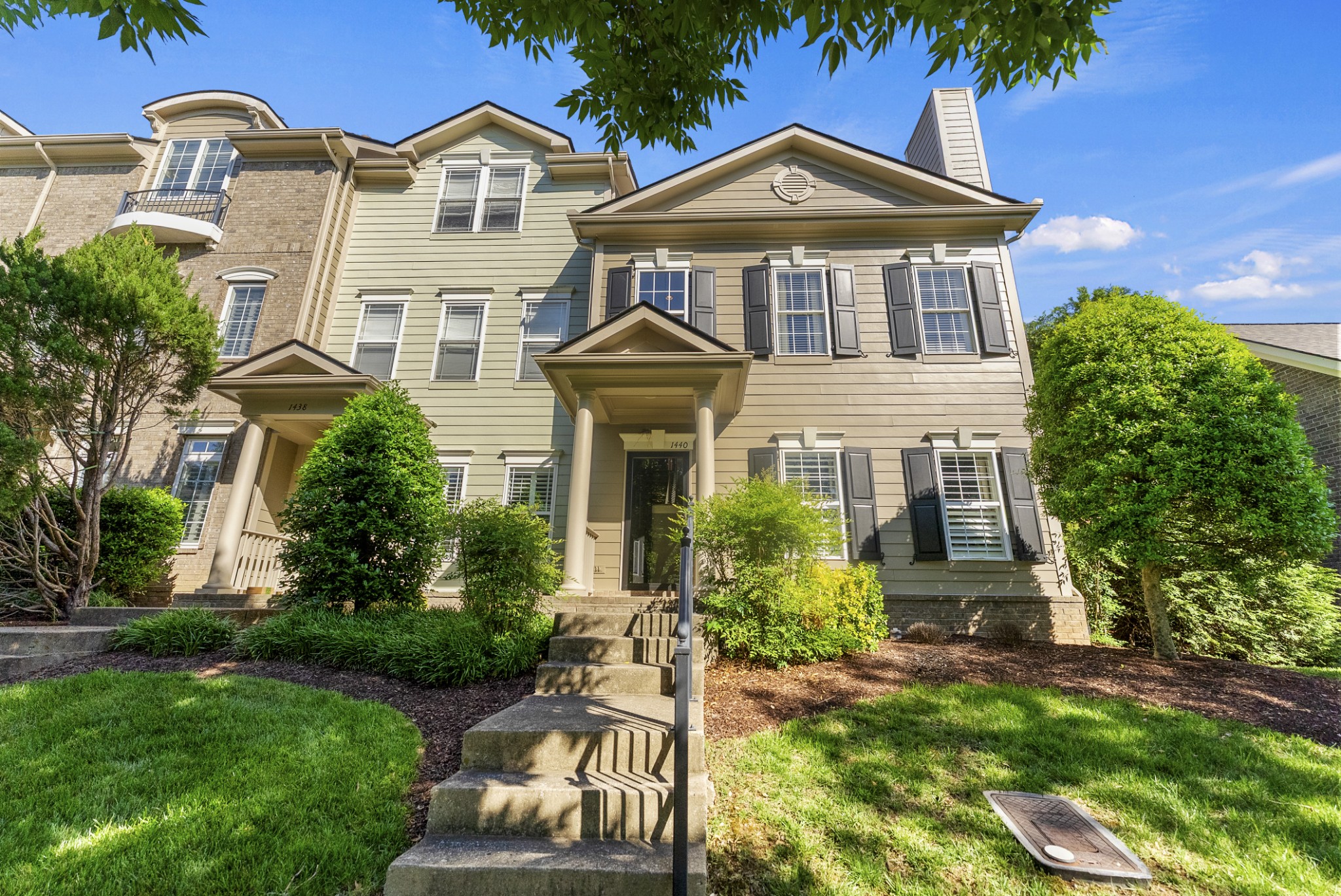 1440 Burnside Dr