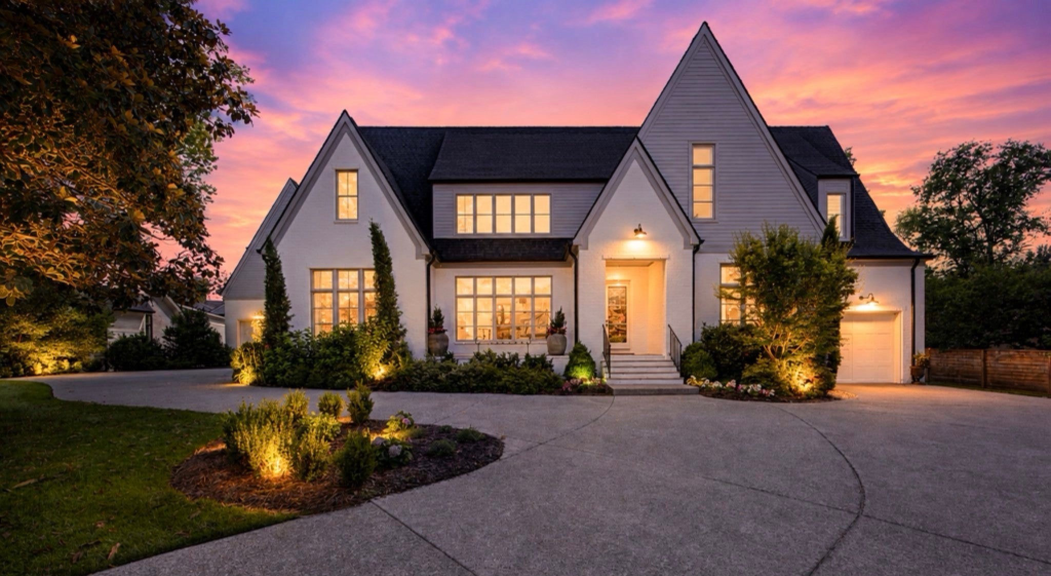 5-bed listing at 2825 Sugar Tree Rd, Nashville