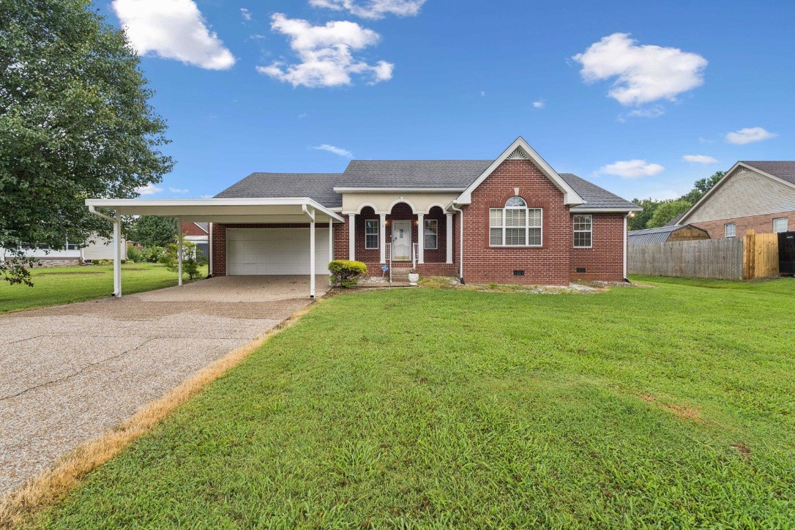 1011 Shirley Dr