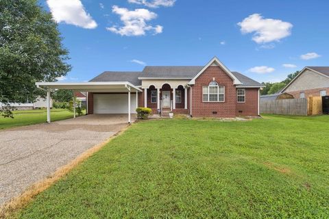 1011 Shirley Dr Lebanon TN 37087