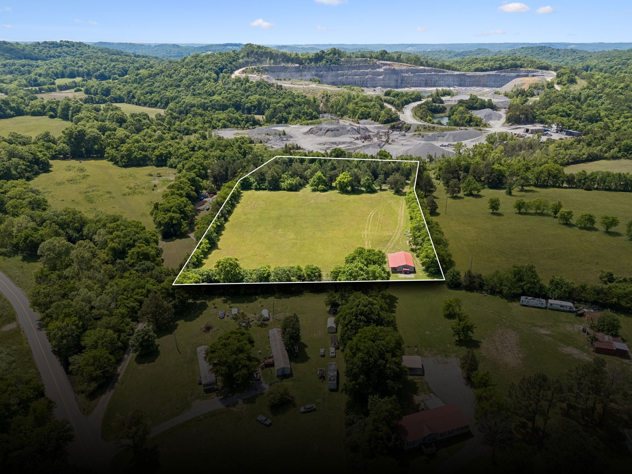 27 Clark Mill Rd