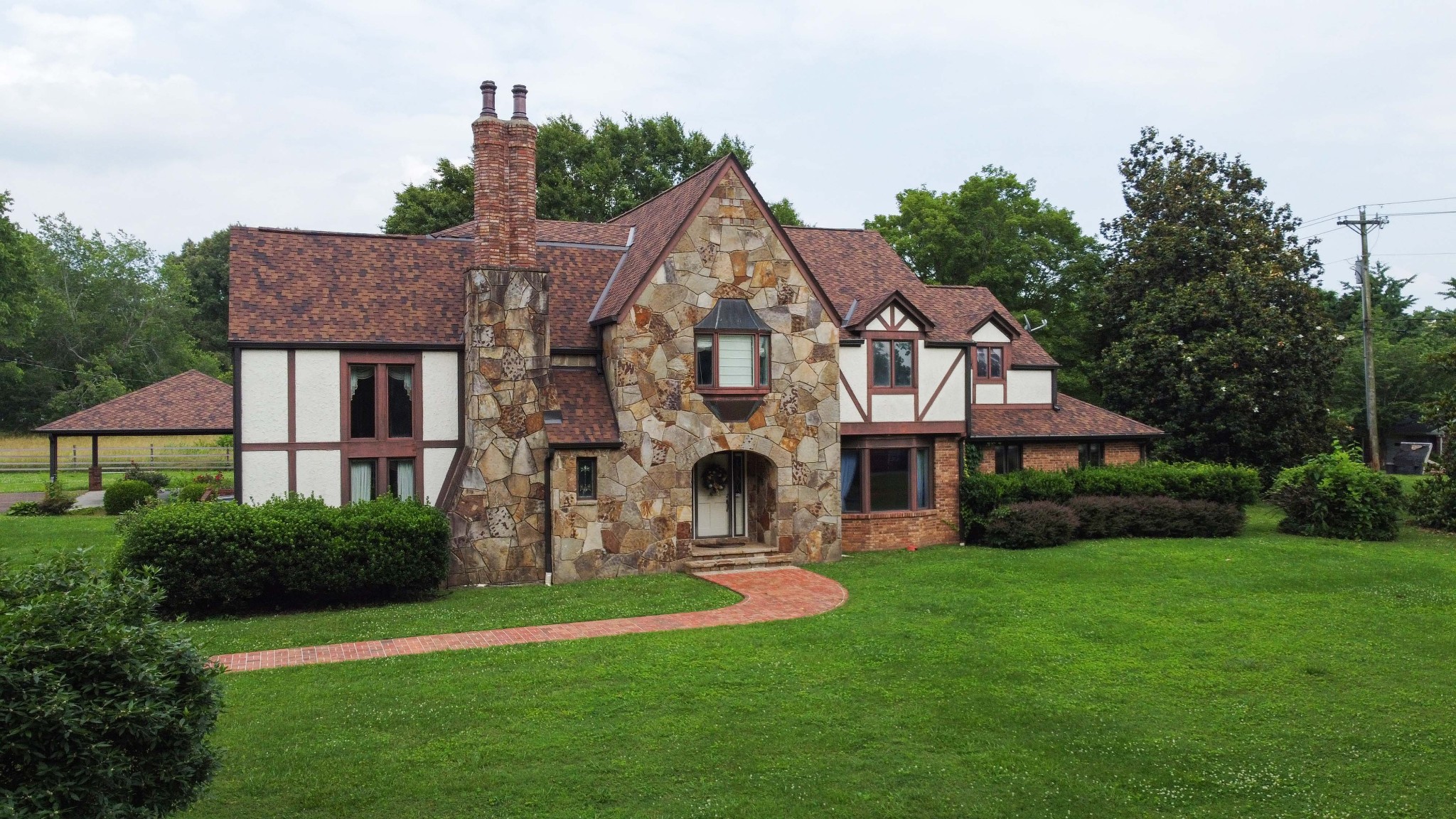 202 Oak Hill Dr