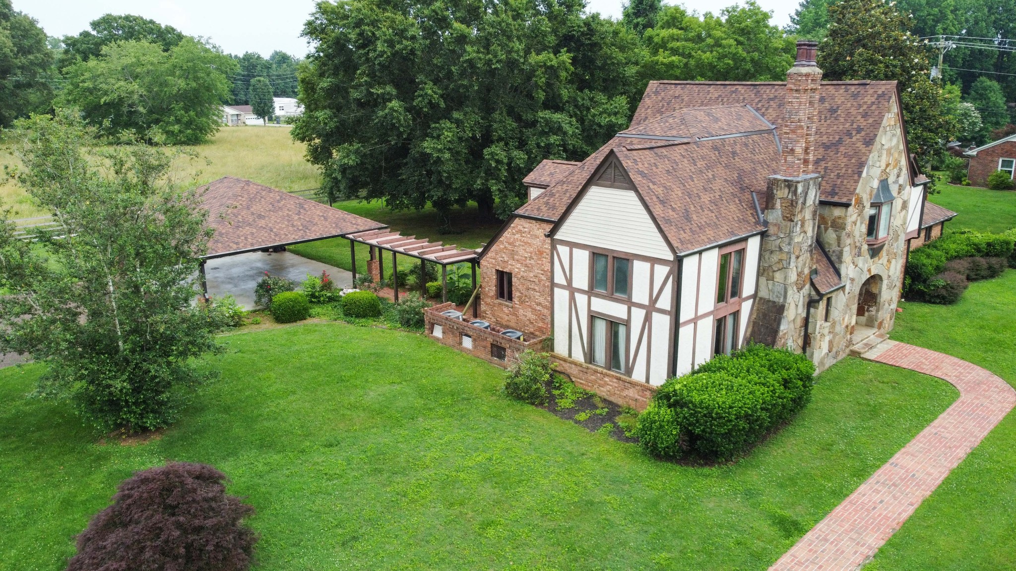202 Oak Hill Dr