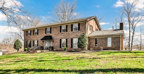 Photo of 351 Fairway Dr, Clarksville, TN 37043 (MLS # 3147312)