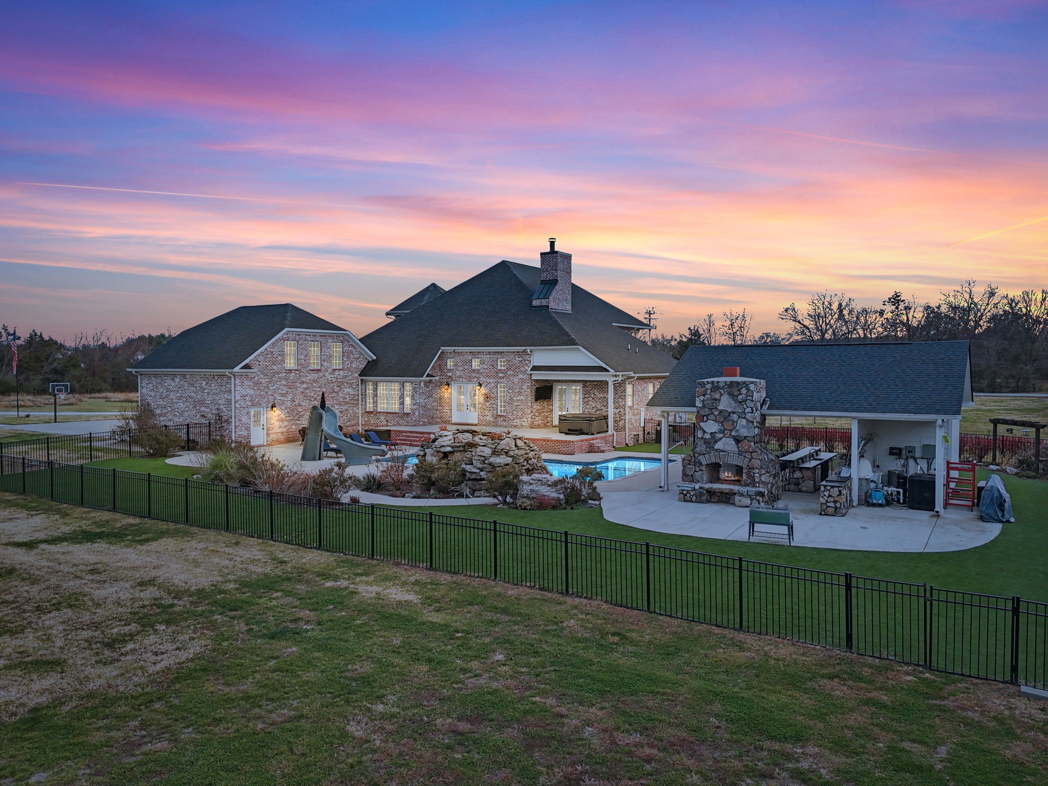 1522 Walnut Grove Rd