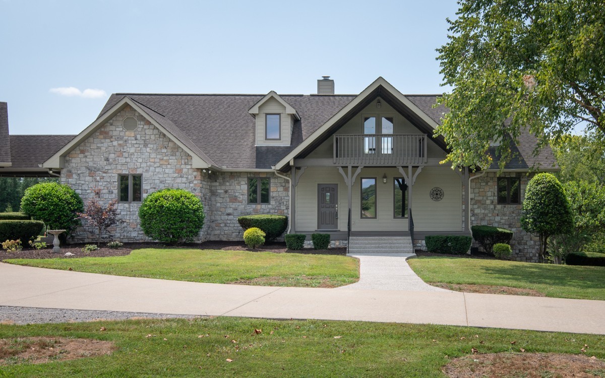 254 Davis Rd