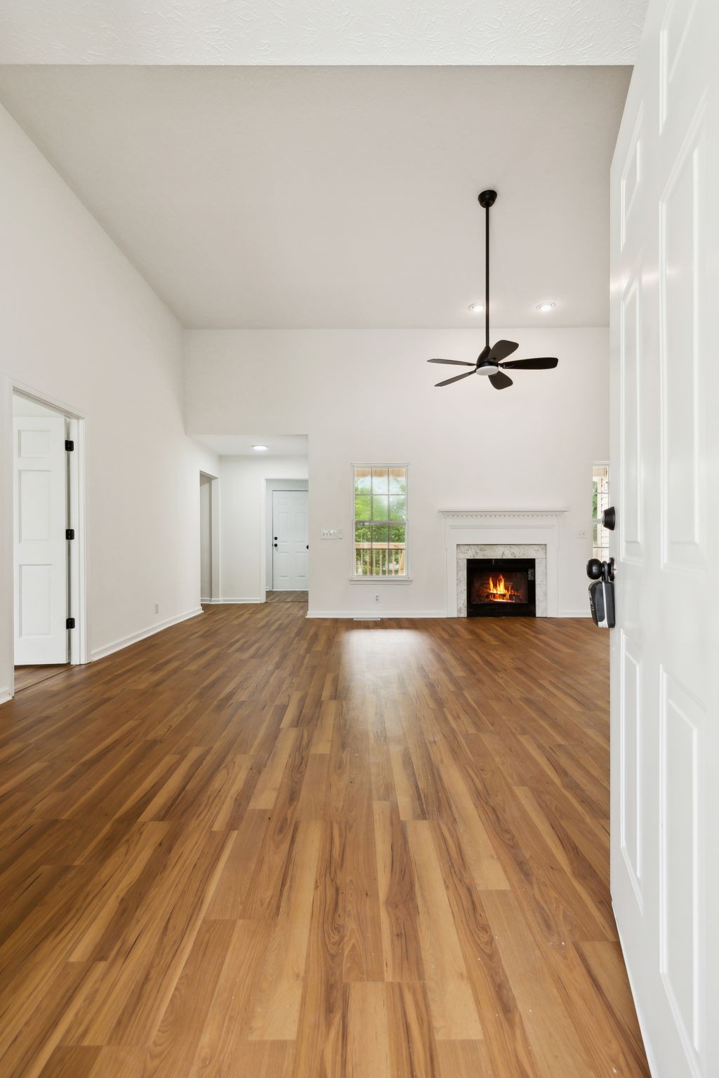 1075 Kathryn Rd