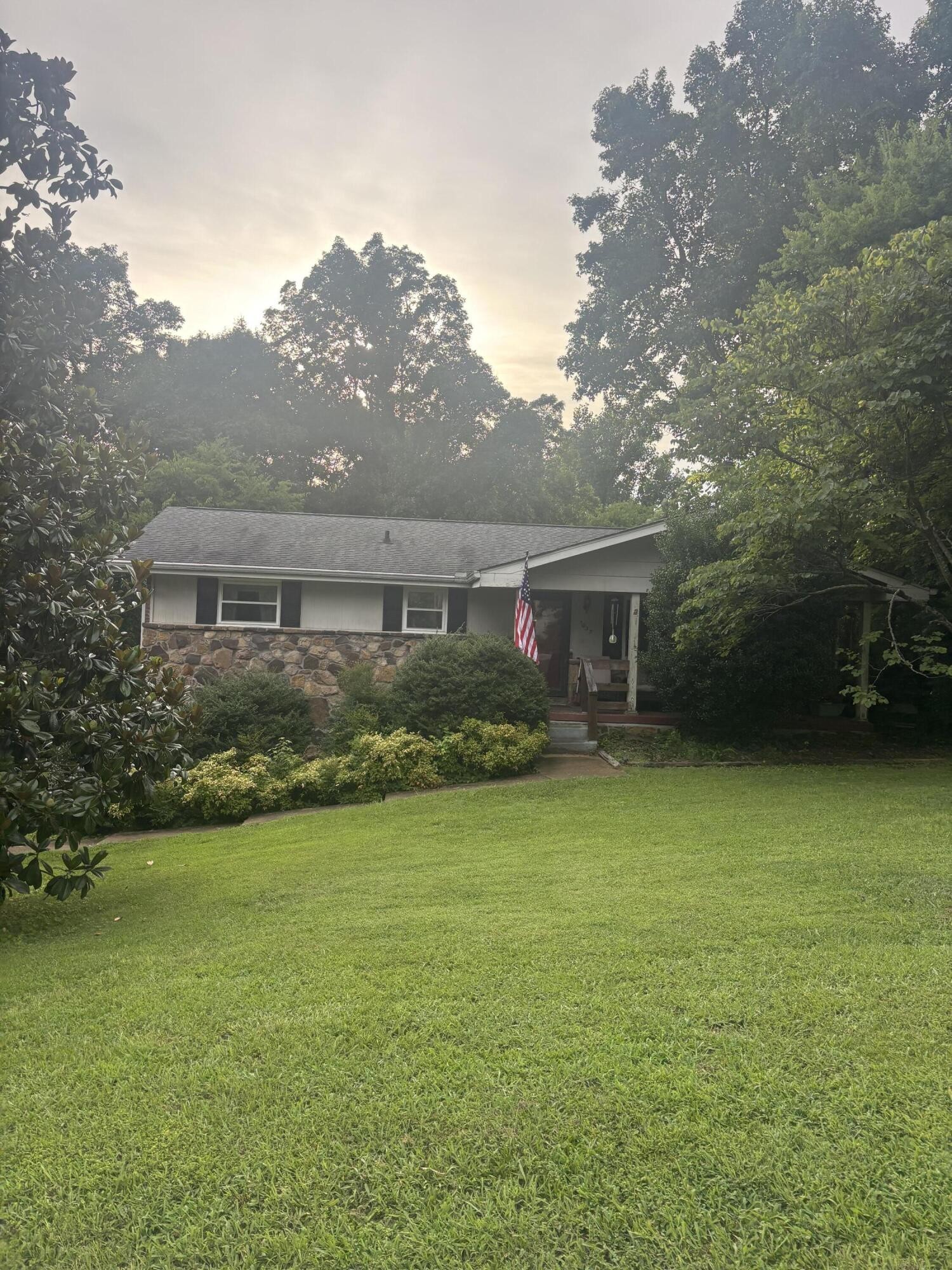 1035 N Sanctuary Road