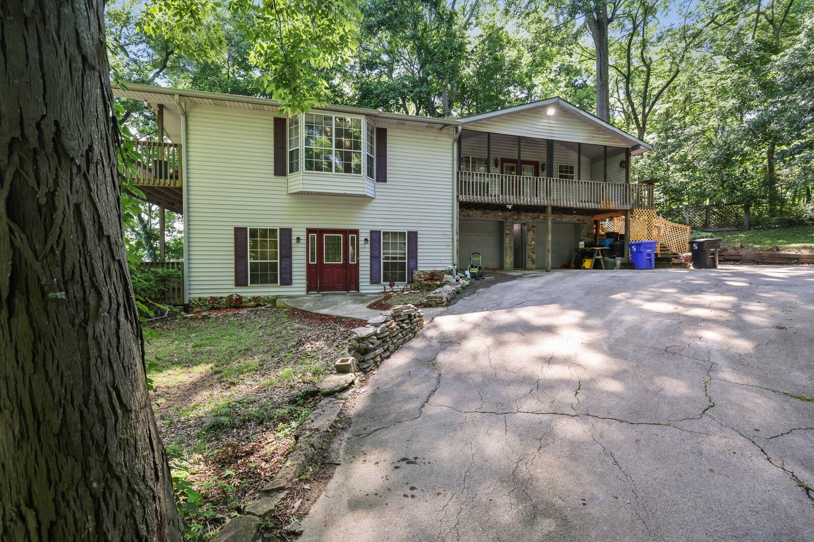 1153 Bear Creek Pike