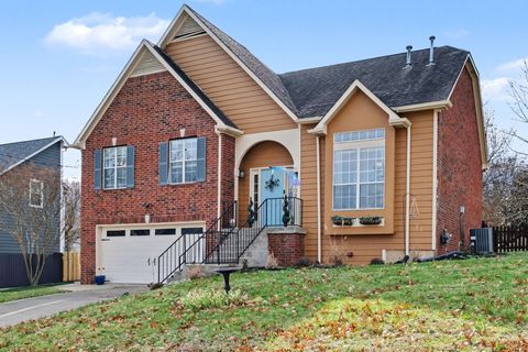 1109 Mistletoe Cir Hermitage TN 37076
