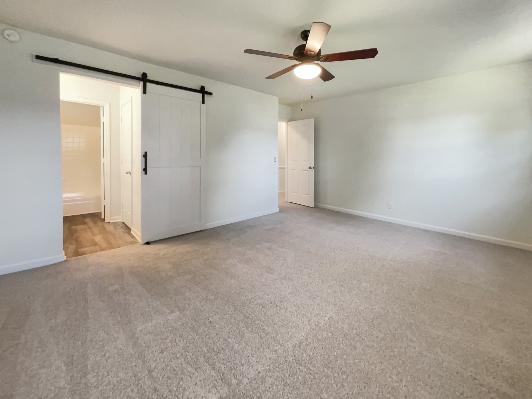 1002 E Northfield Blvd Apt H104