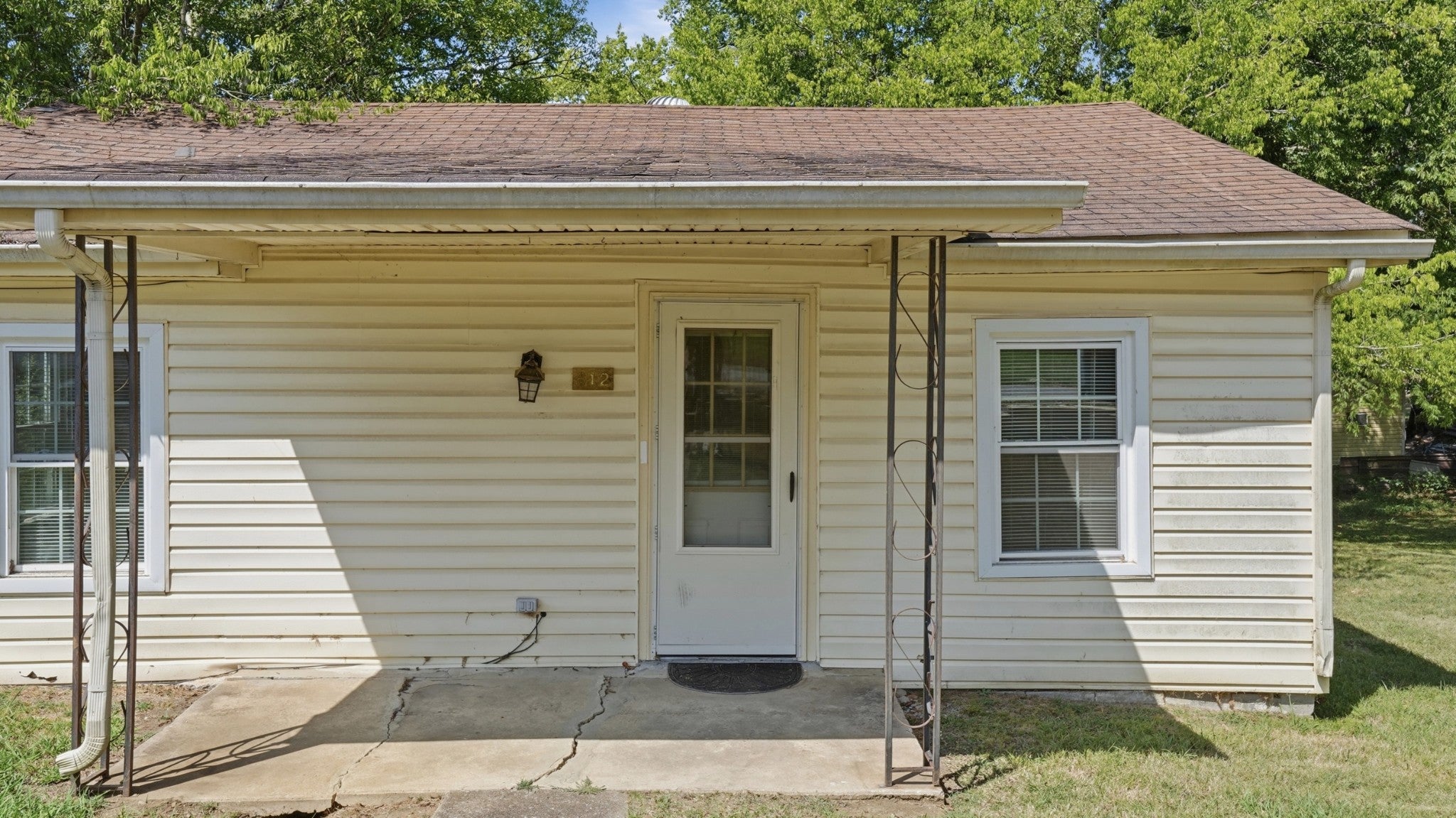 612 Moyers Ave