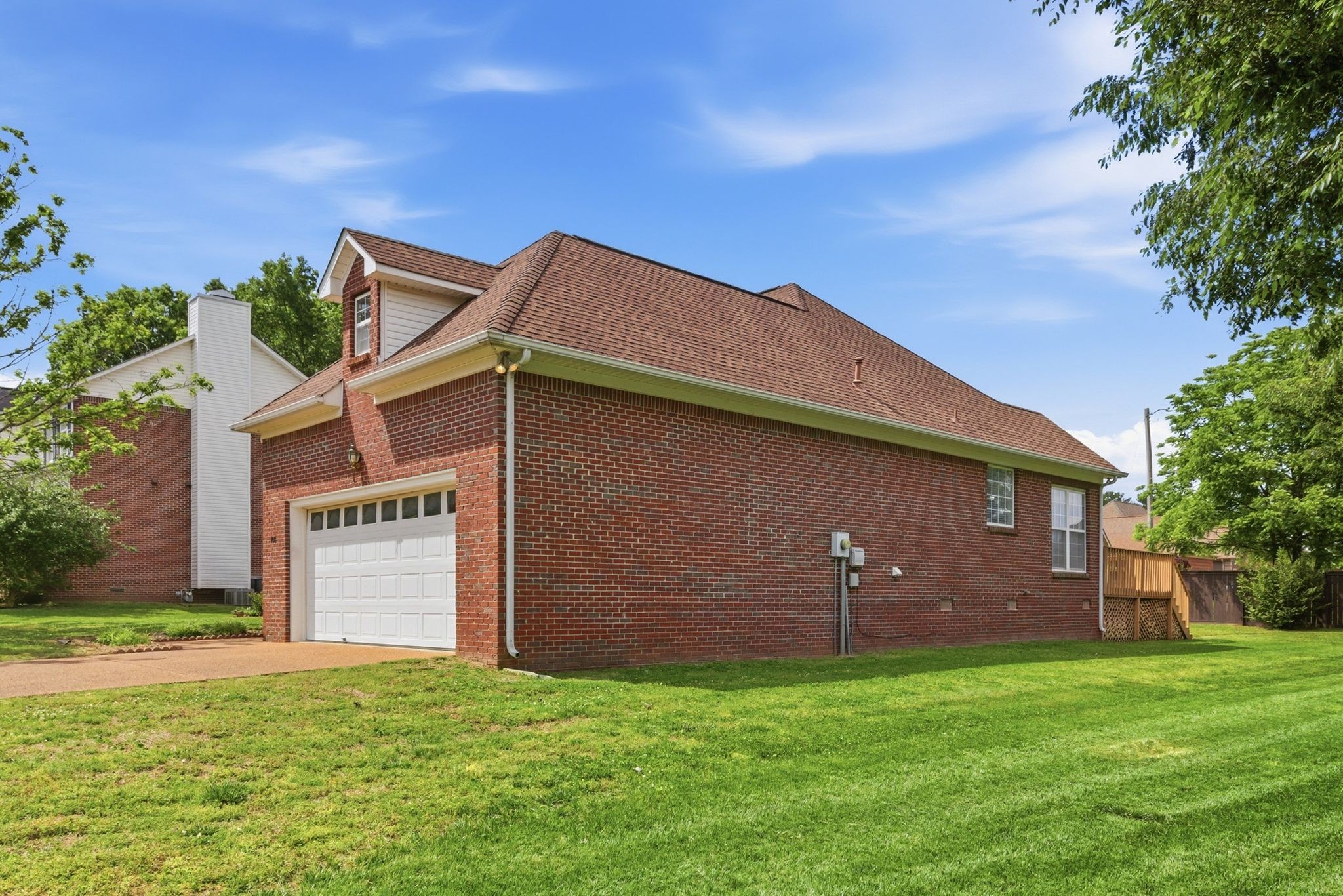 105 Green Tree Ct