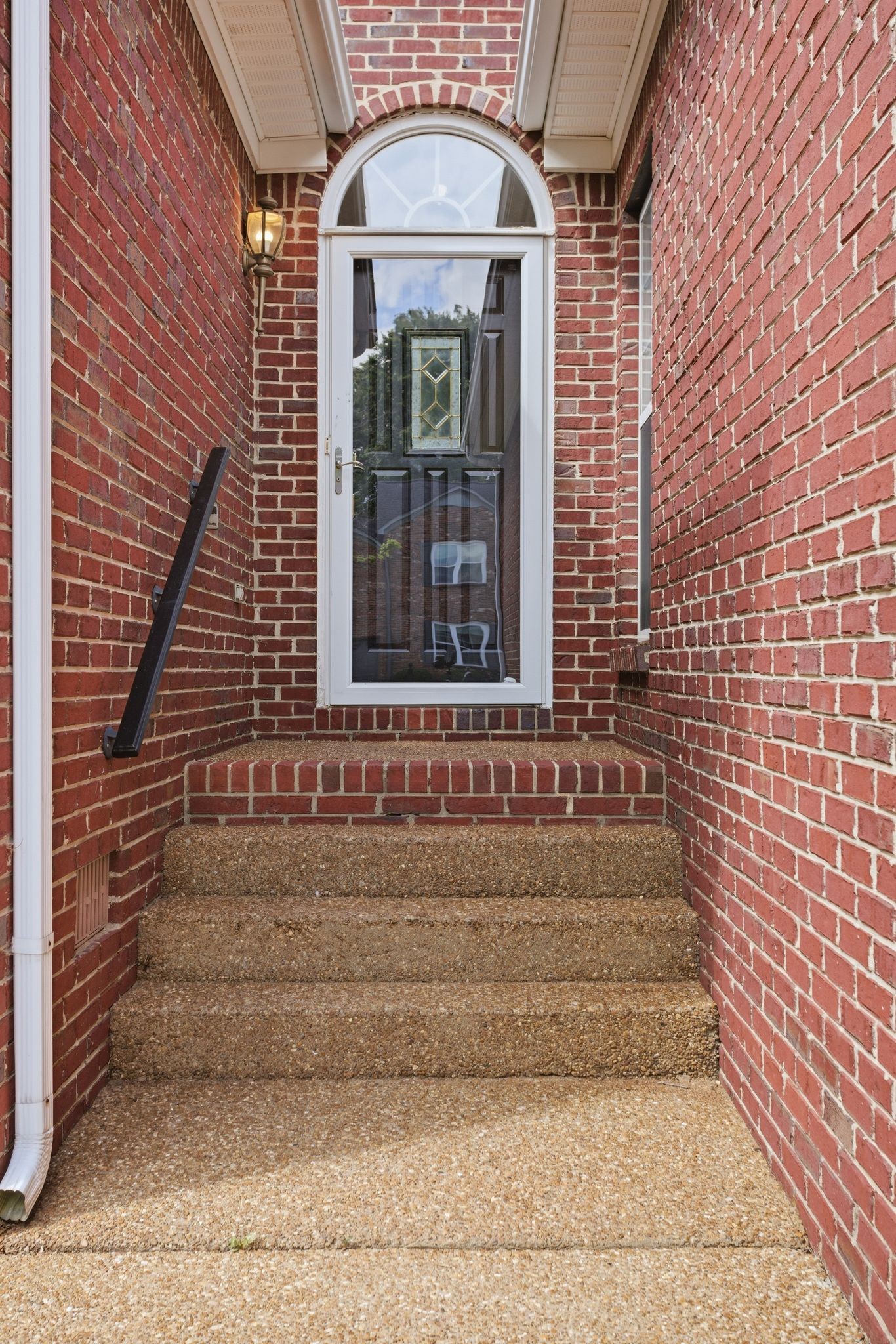 105 Green Tree Ct