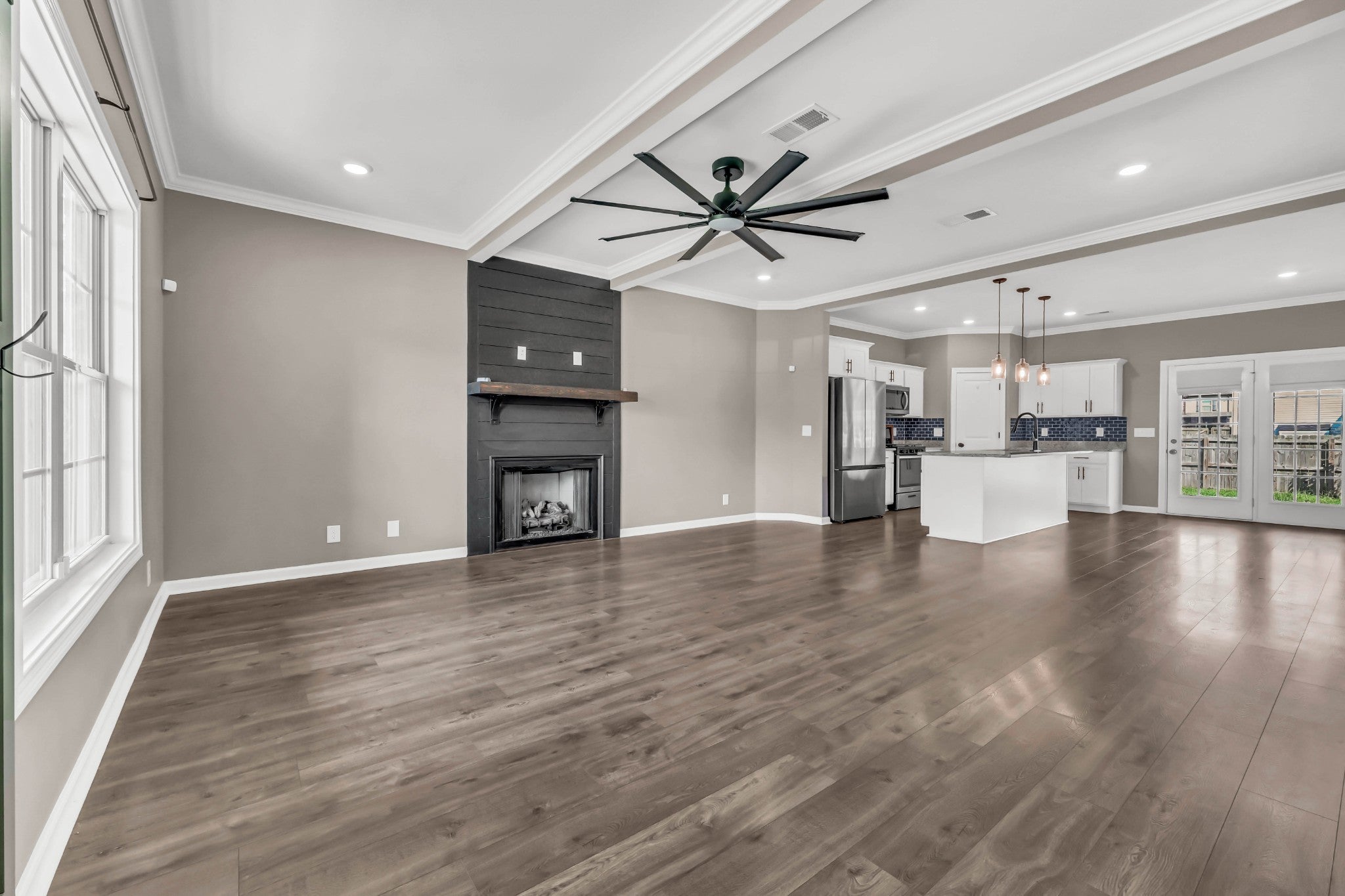 1483 Kingbird Dr