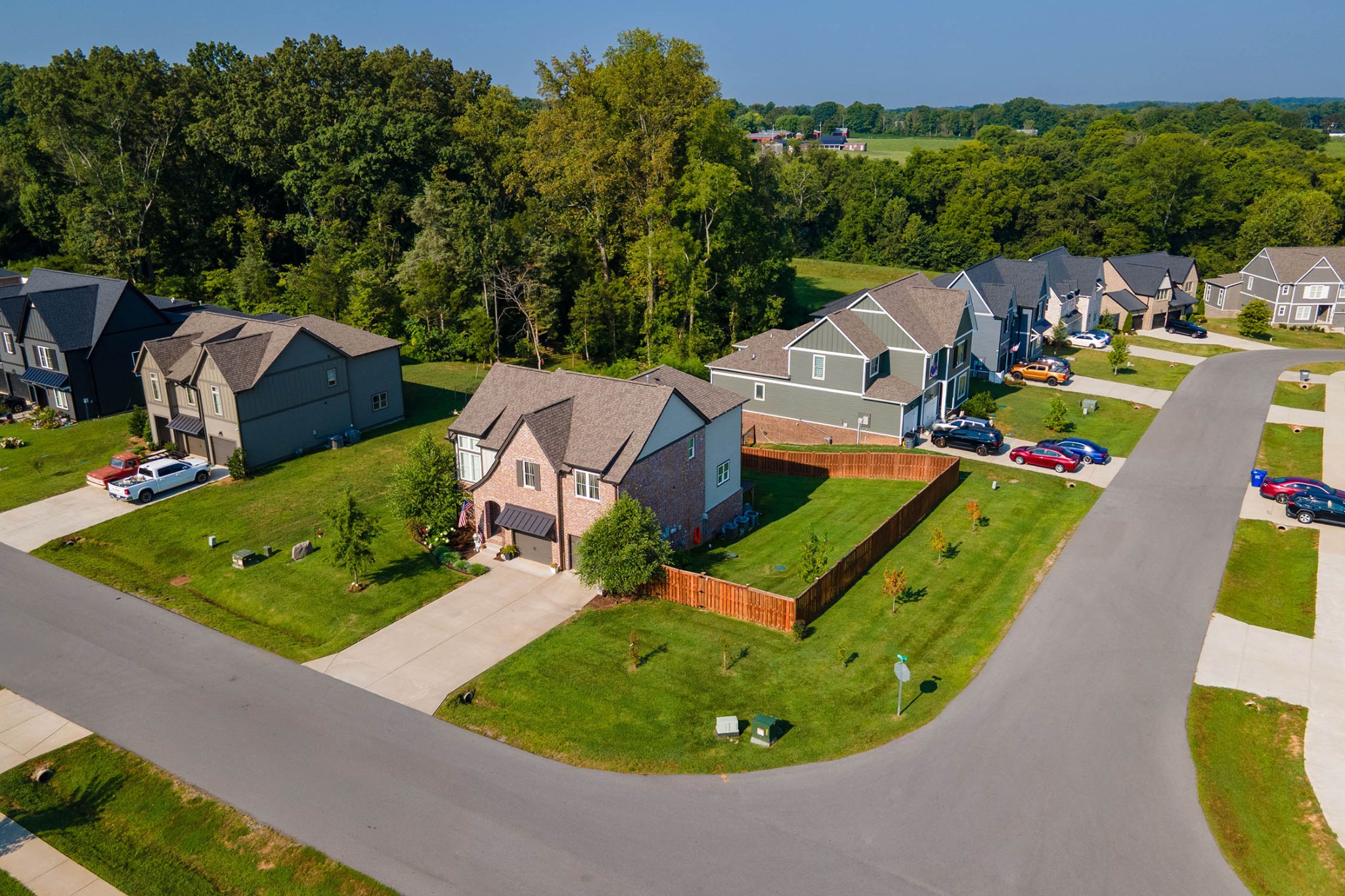 2136 Neill Ln