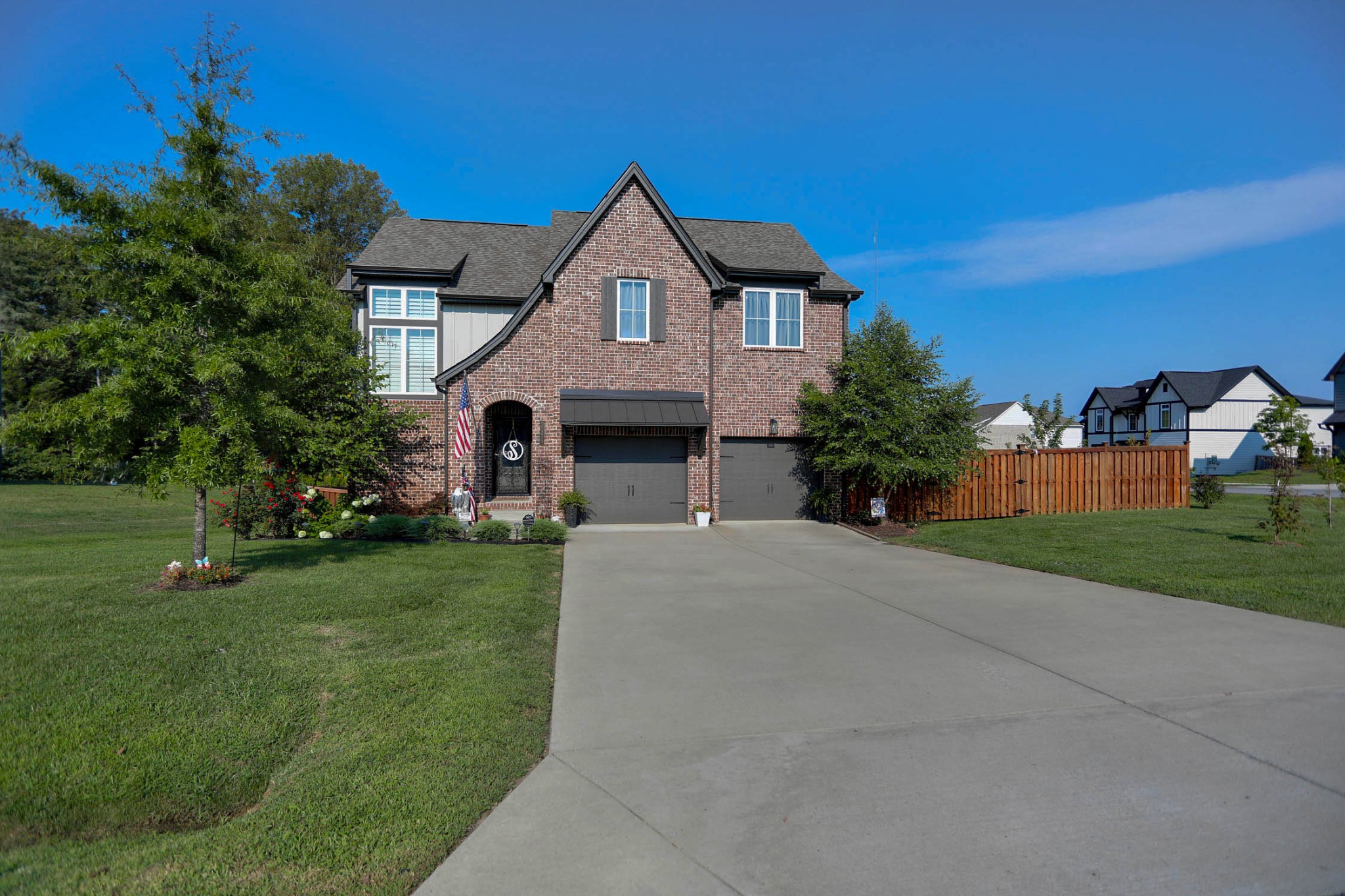 2136 Neill Ln