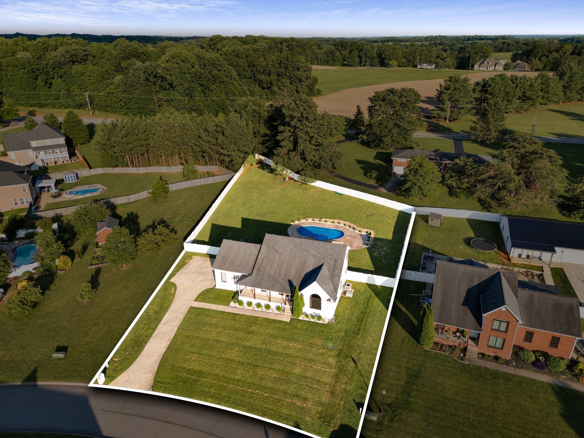 1033 Kacie Dr