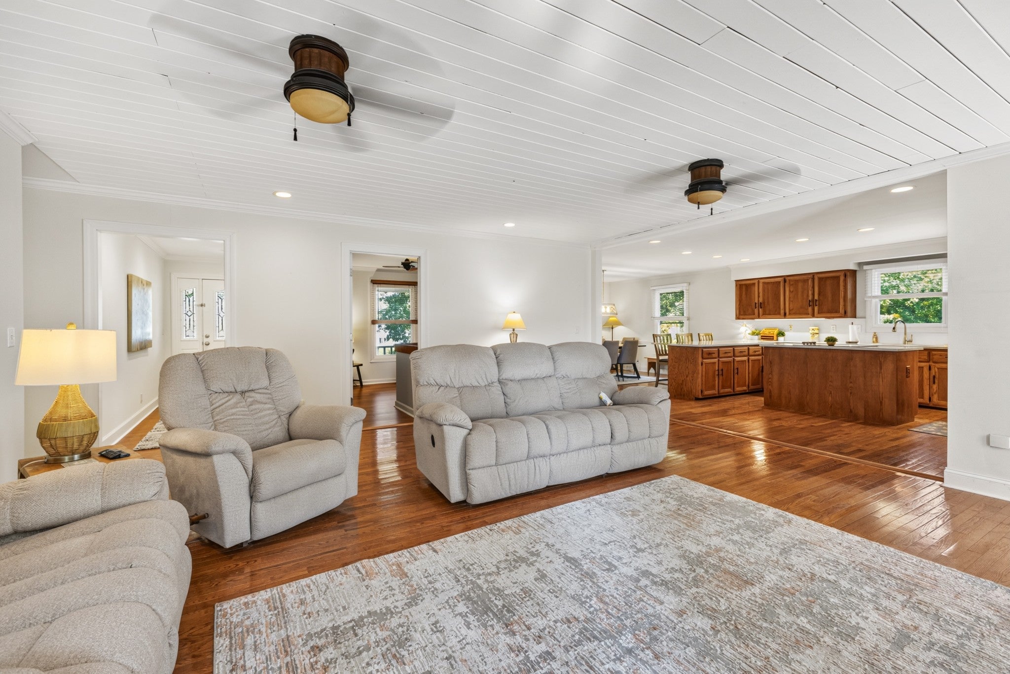 1010 Hearthside Ct S
