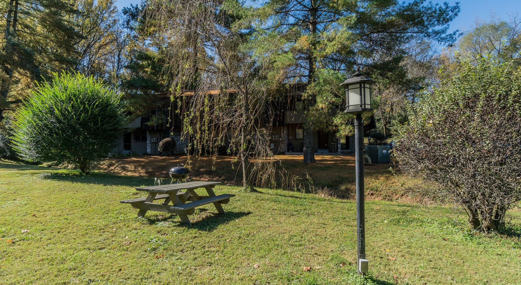 2.0-bed rental at 2929 Selena Dr J121