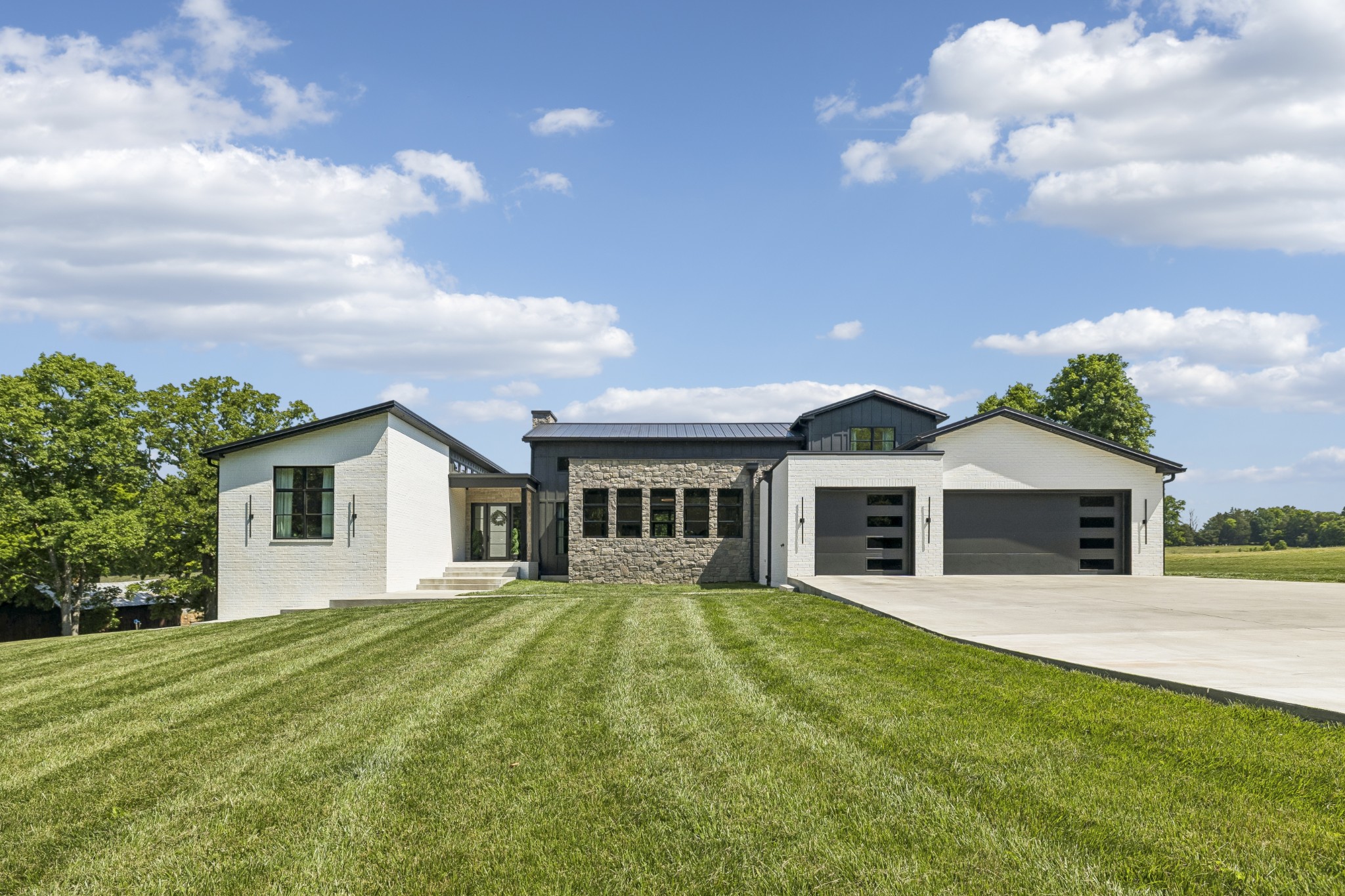 653 Hicks Edgen Rd