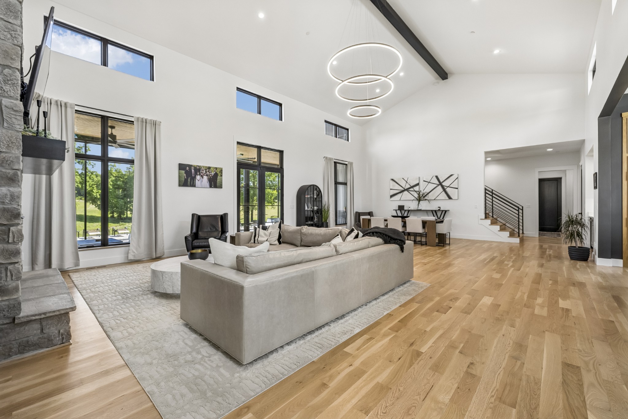 653 Hicks Edgen Rd