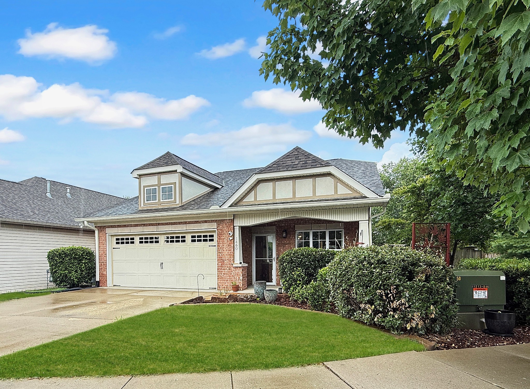 1460 Bending River Dr