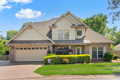 3651 Steeplechase Ln Hopkinsville KY 42240