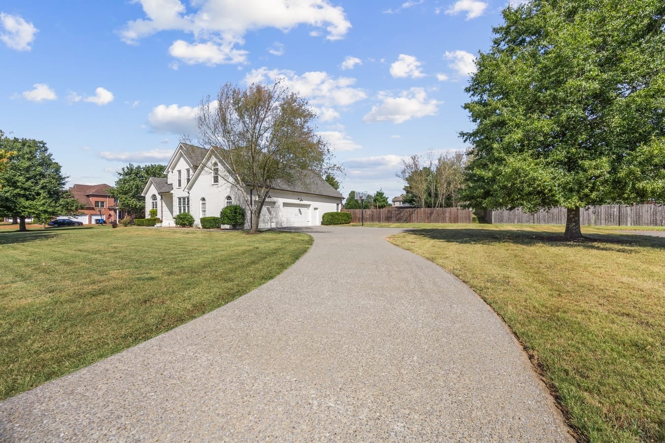 2792 Thompson Station Rd E