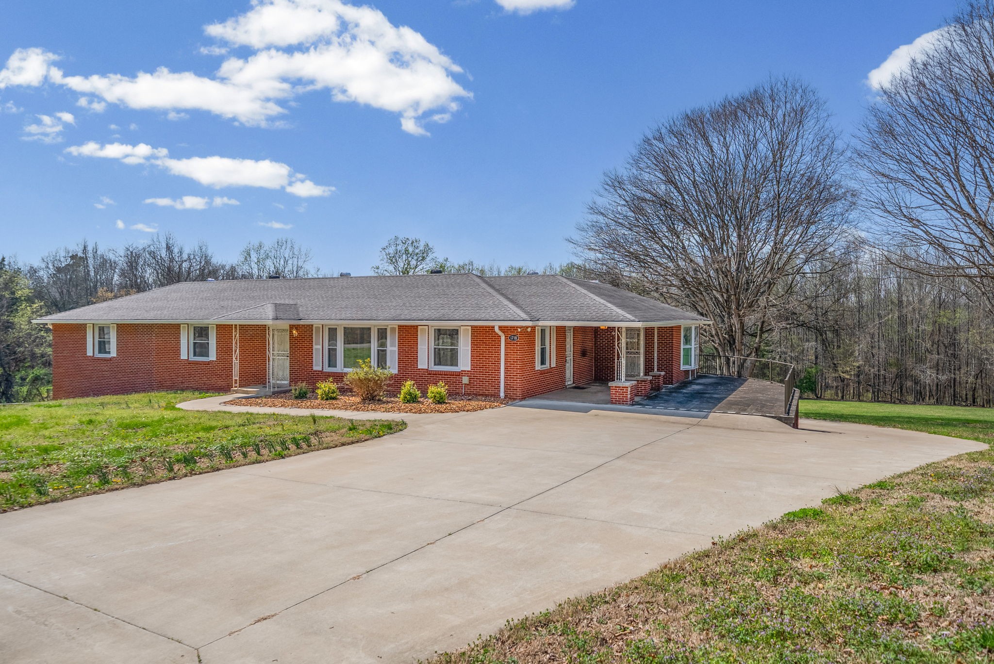 1718 Seven Mile Ferry Rd