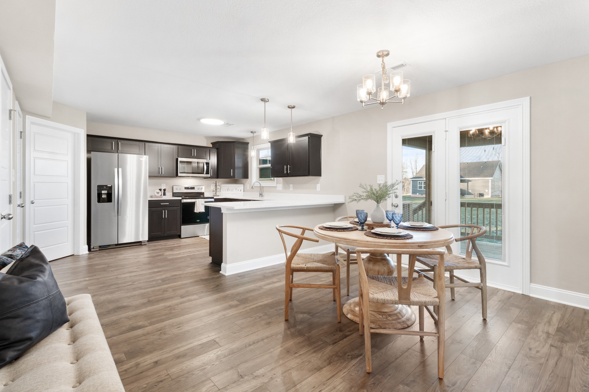 Clarksville, Tennessee 37043, United States, 5 Bedrooms Bedrooms, ,3 BathroomsBathrooms,Residential,Active,126950