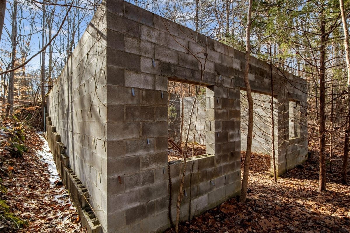 1899 Old Lock a Rd