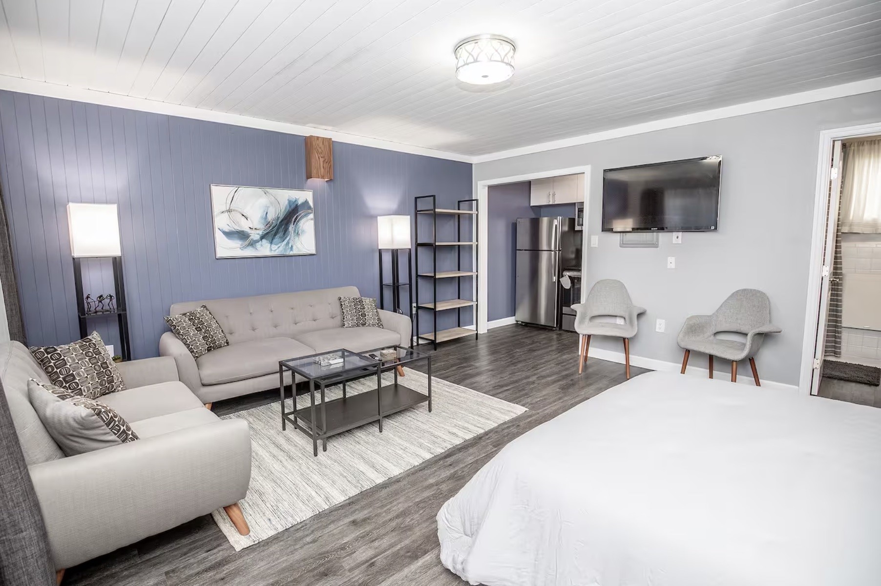 803 Hillview Hts 104