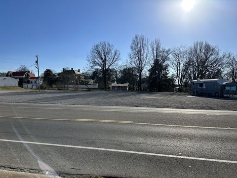 325 W College St Pulaski TN 38478