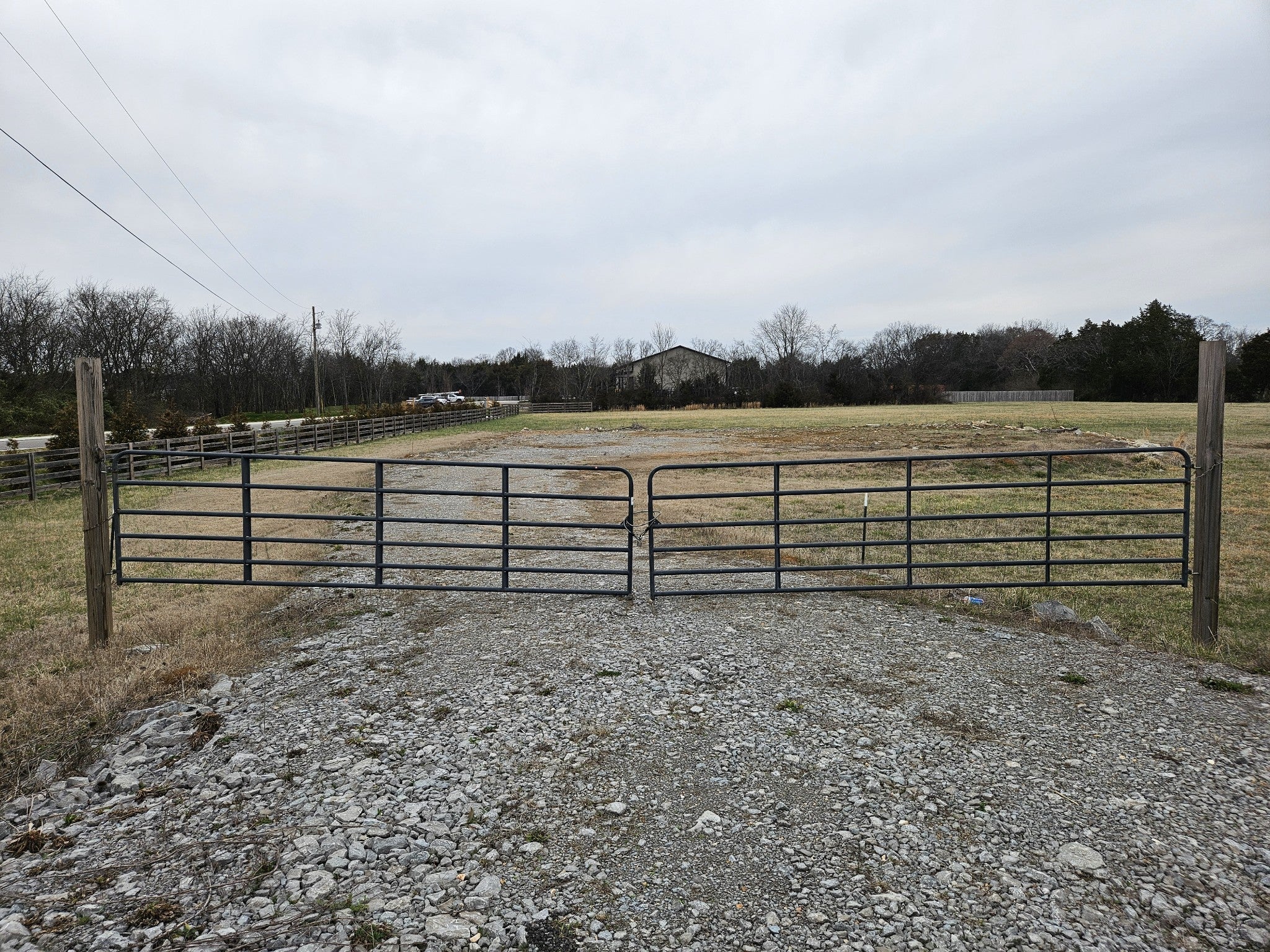 5317 Woodbury Pike