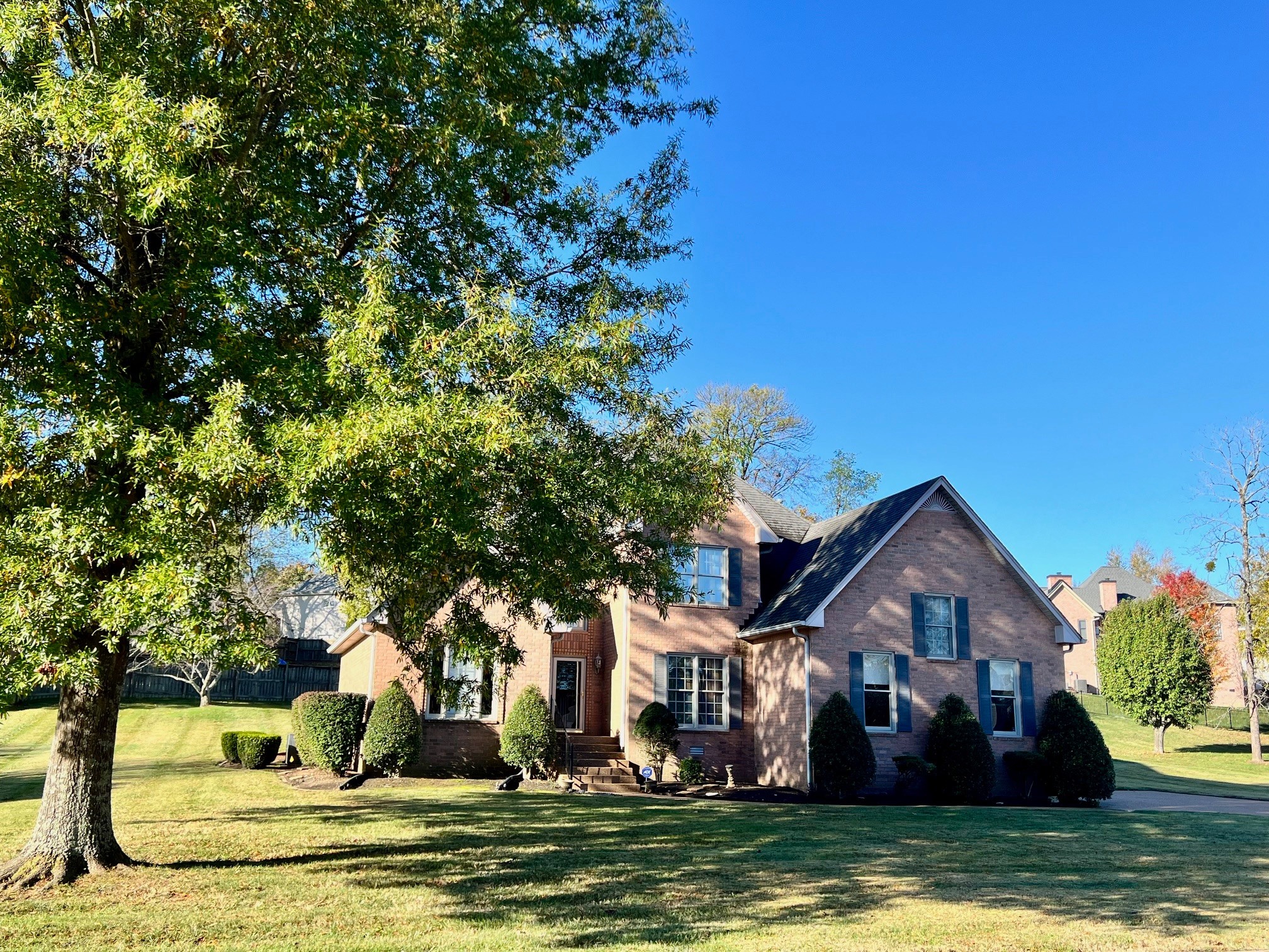 416 Barnes Dr