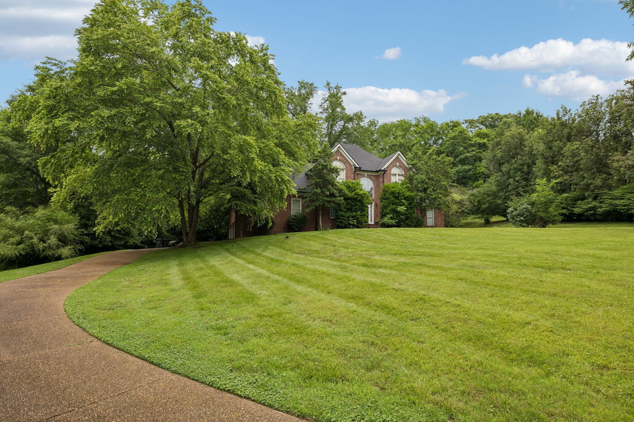 9534 Thoroughbred Way