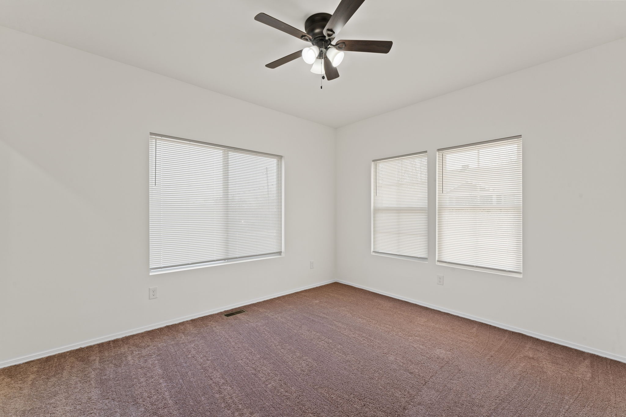 126 Foxall St