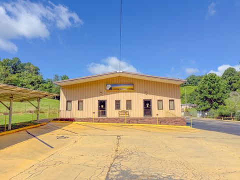 2335 Columbia Hwy Pulaski TN 38478