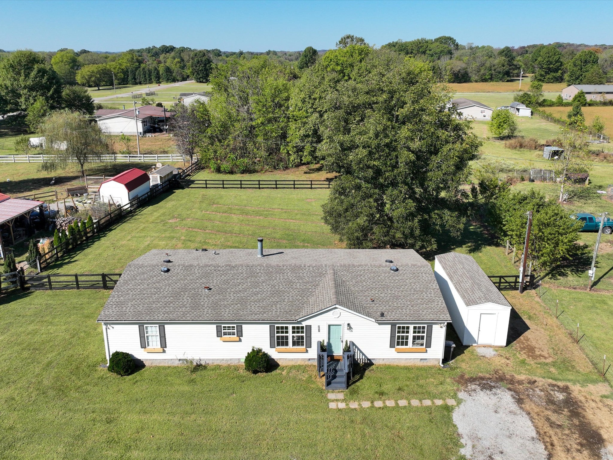 5328 Tobe Robertson Rd
