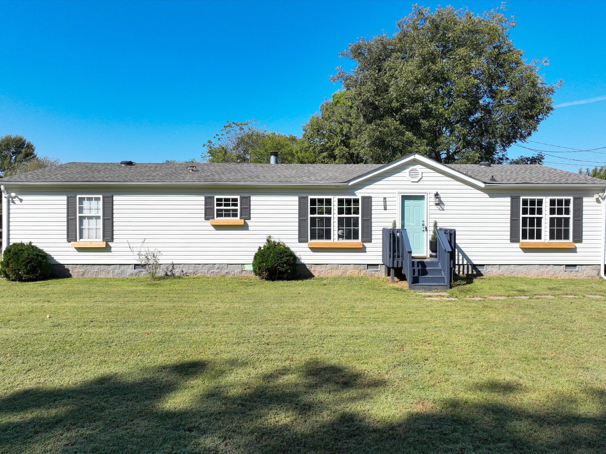 5328 Tobe Robertson Rd
