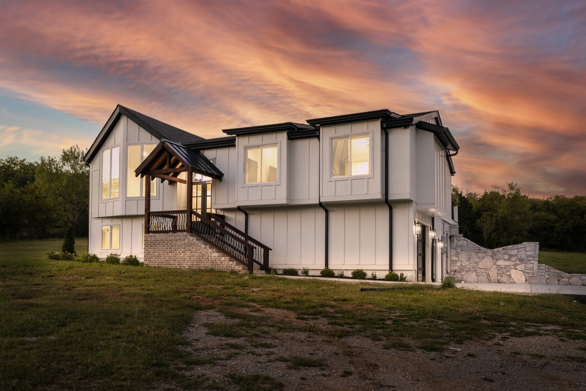 2752 Thompson Station Rd E