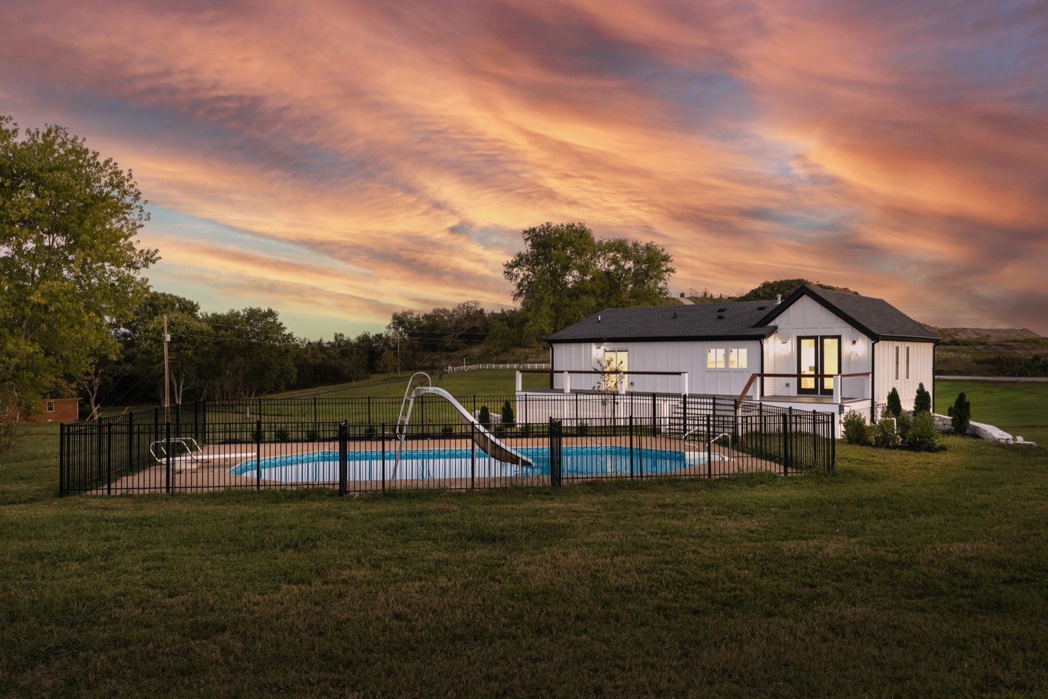 2752 Thompson Station Rd E