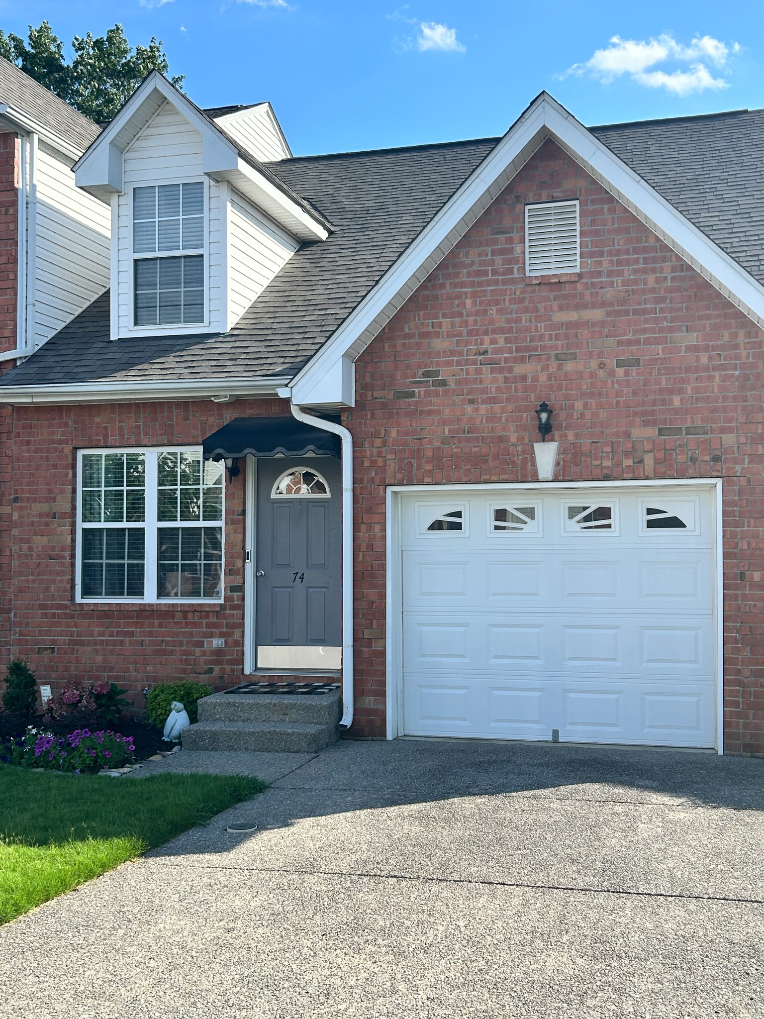 2120 Lebanon PIke 74