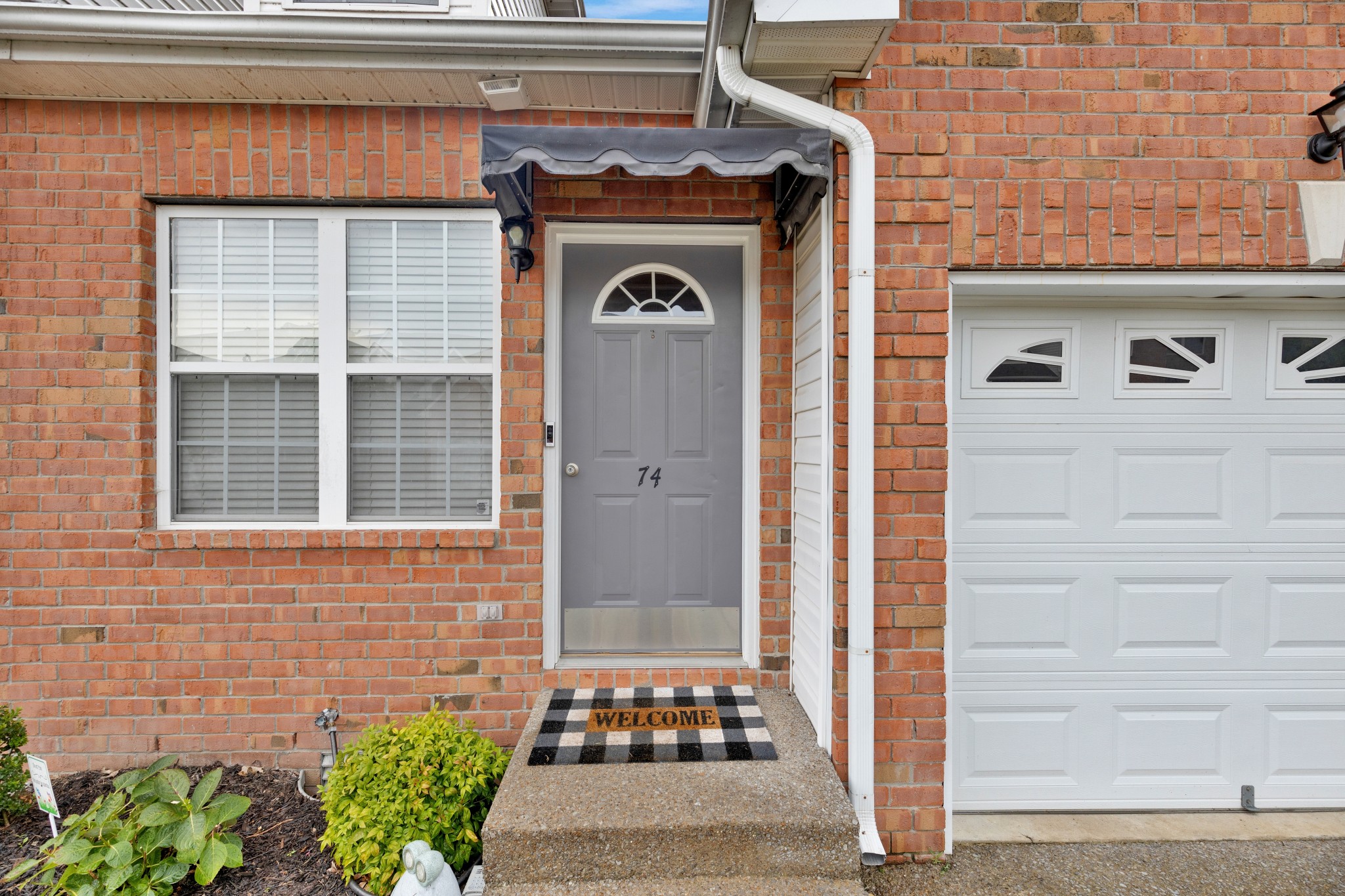 2120 Lebanon PIke 74