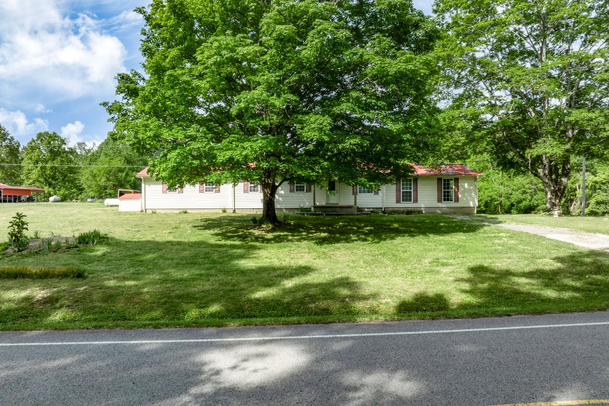 5675 Natchez Trace Rd