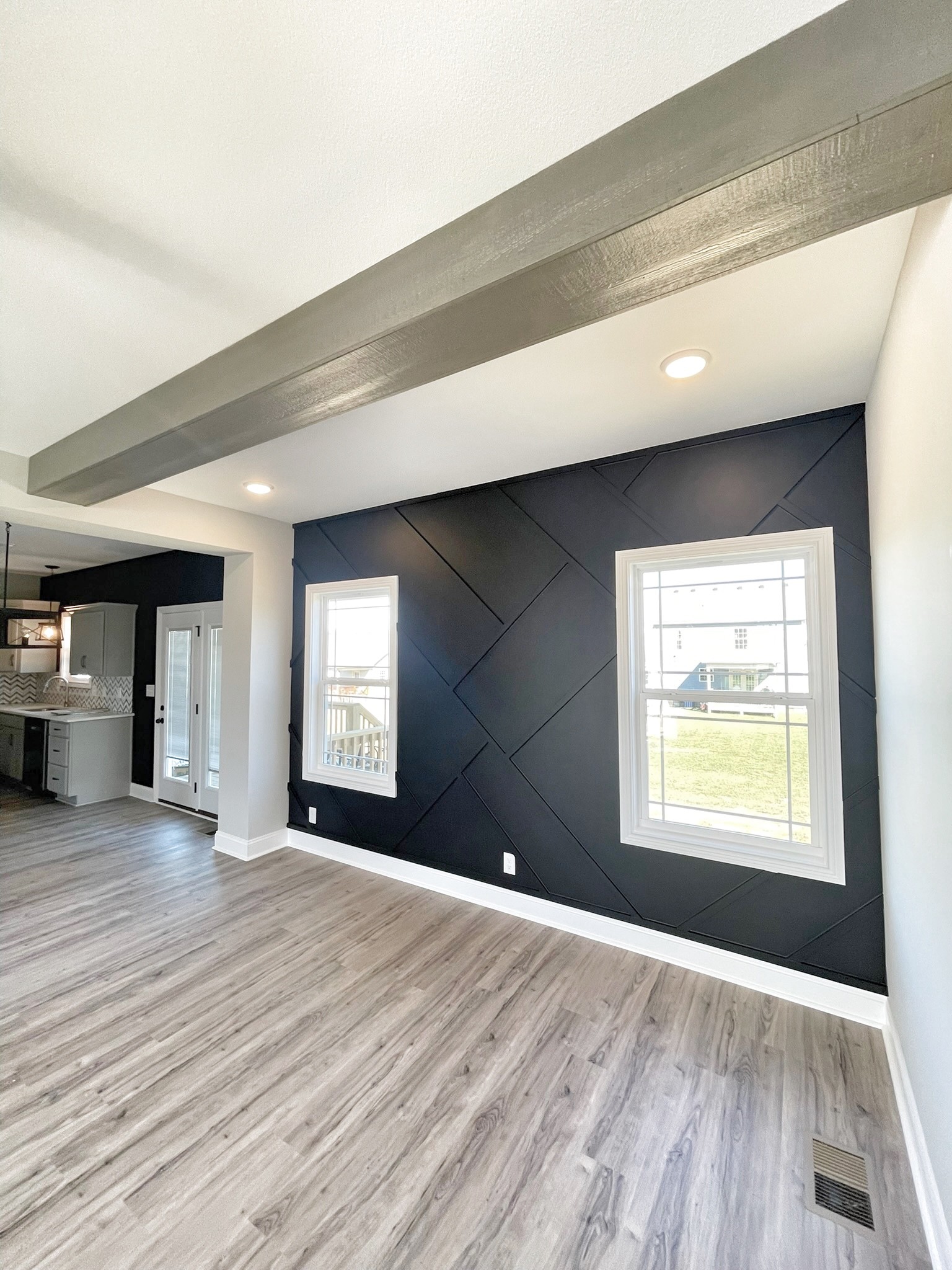 2038 Jackie Lorraine Dr