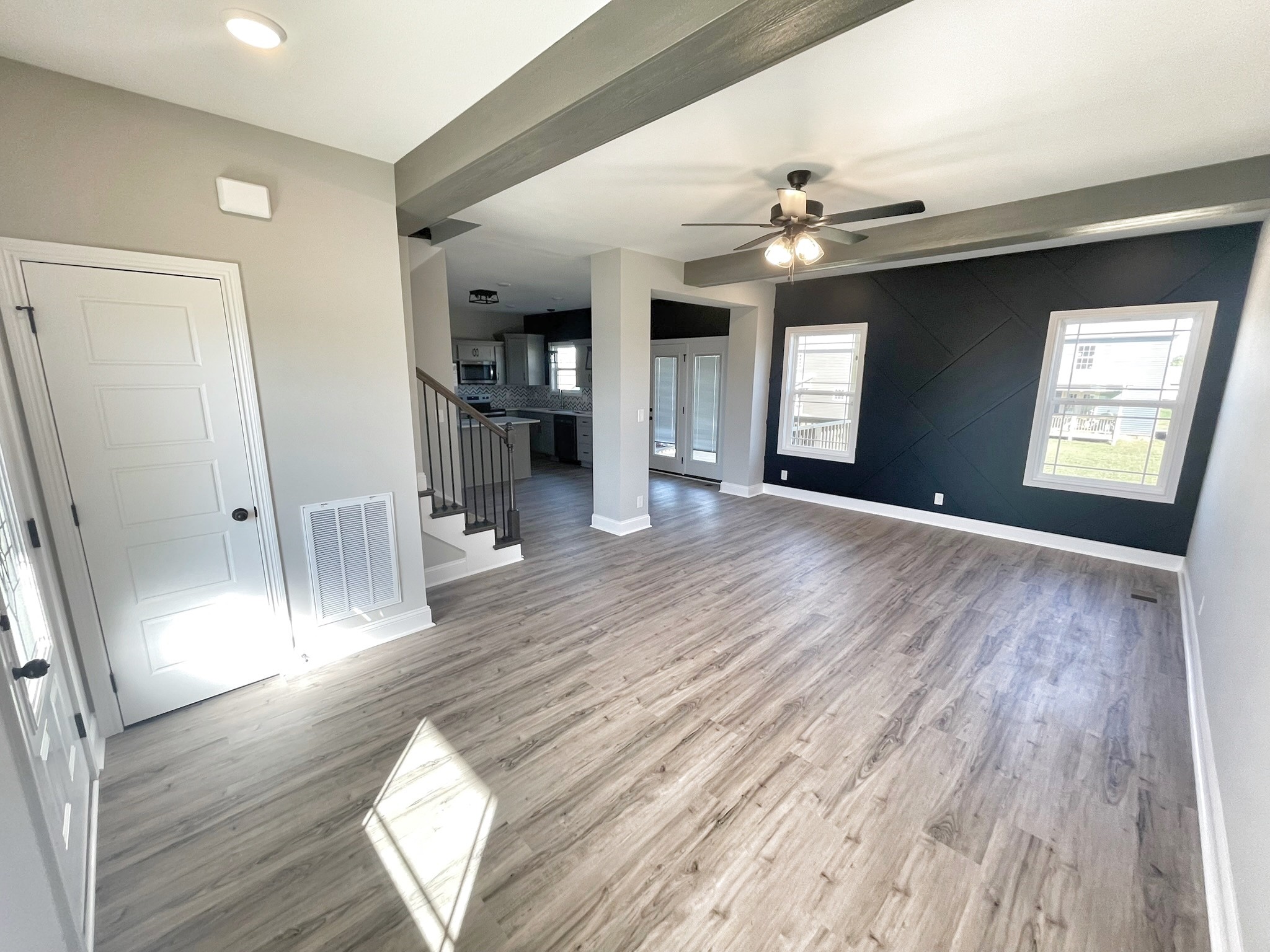 2038 Jackie Lorraine Dr